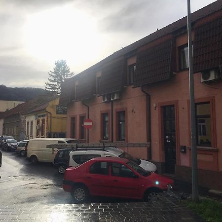 Casa Pino Hotell Braşov Eksteriør bilde