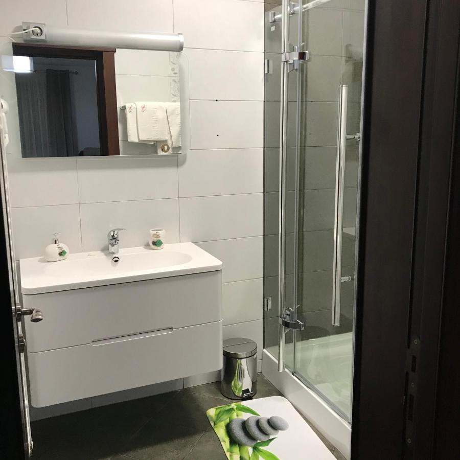 Casa Pino Hotell Braşov Eksteriør bilde